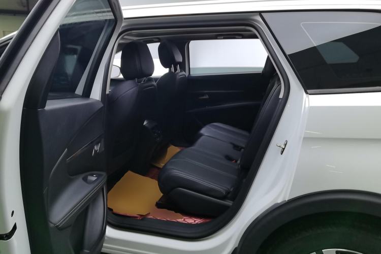 Used Peugeot 5008 2021 360THP 5-Seater Strength Edition Left Rear Seat