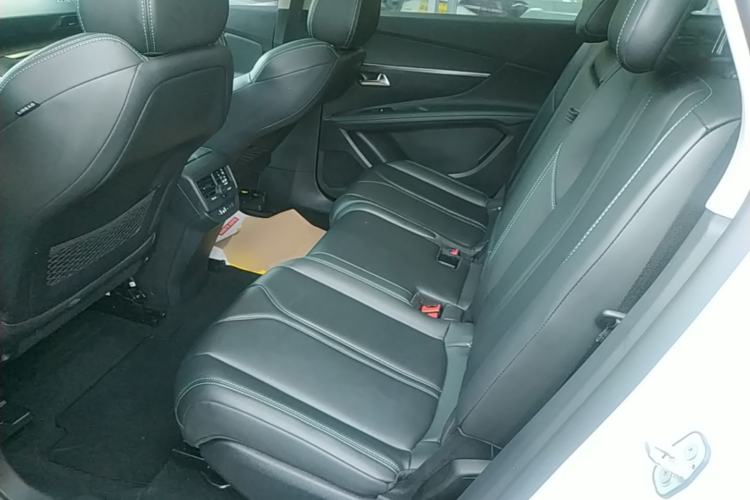 Used Peugeot 5008 2021 360THP 5-Seater Strength Edition Left Rear Seat