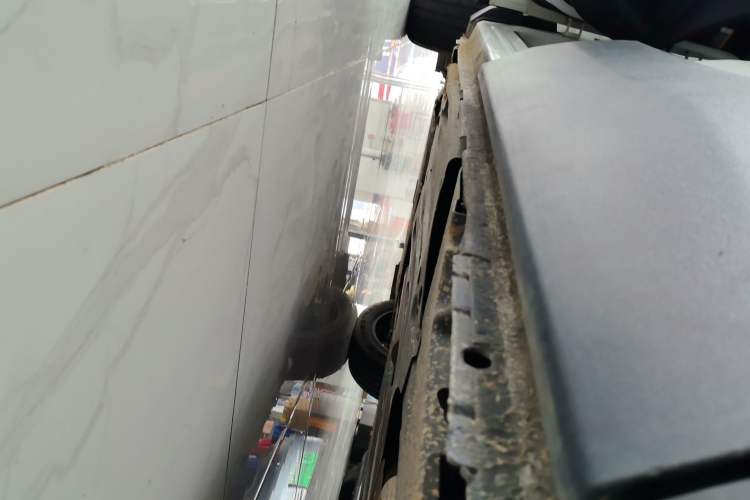Used Peugeot 5008 2021 360THP 5-Seater Strength Edition Left Side Sill