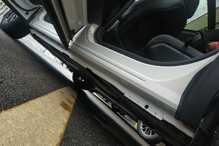 Used Peugeot 5008 2021 360THP 5-Seater Strength Edition Left Side Sill