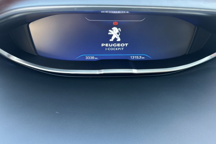 Used Peugeot 5008 2021 400THP 7-Seater Powerful Edition Odometer Close Up