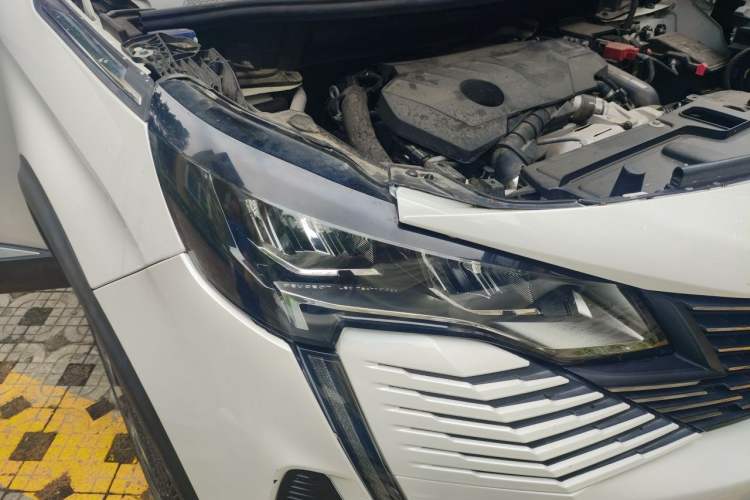 Used Peugeot 5008 2021 360THP 5-Seater Strength Edition Right Front Headlight