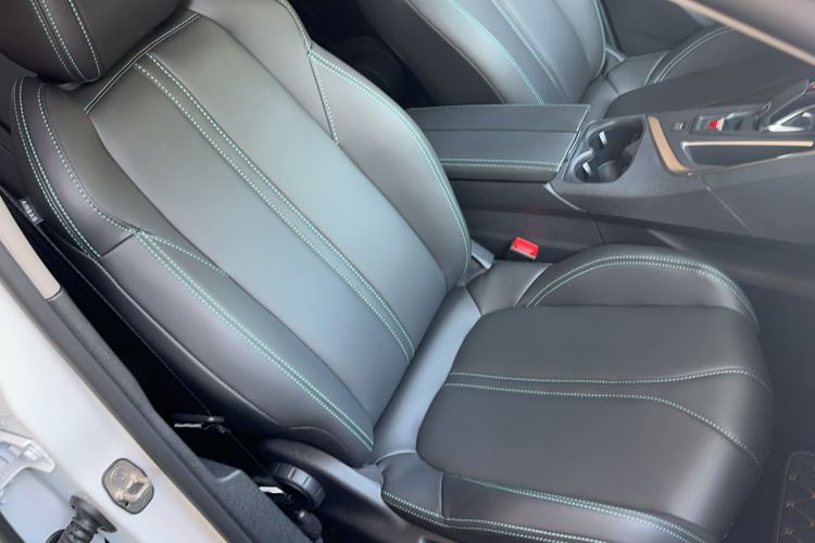 Used Peugeot 5008 2021 400THP 5-Seater Power Edition Right Front Seat