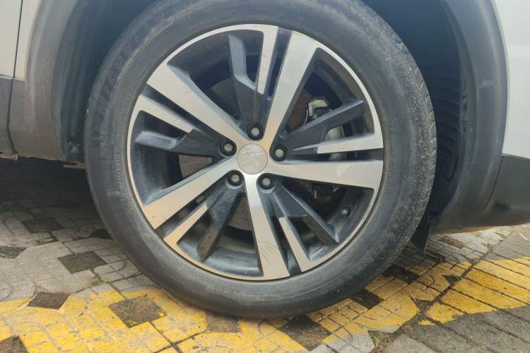 Used Peugeot 5008 2021 360THP 5-Seater Strength Edition Right Front Wheel Hub