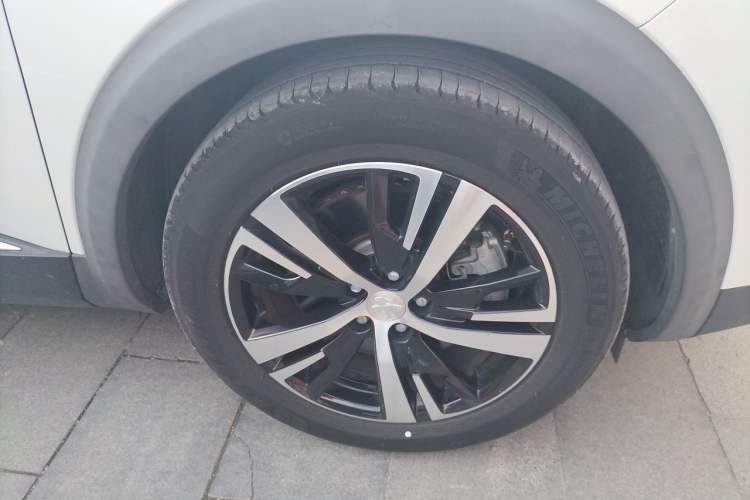 Used Peugeot 5008 2021 360THP 5-Seater Strength Edition Right Front Wheel Hub