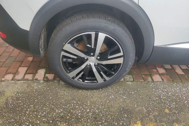 Used Peugeot 5008 2021 400THP 7-Seater Powerful Edition Right Rear Wheel Hub