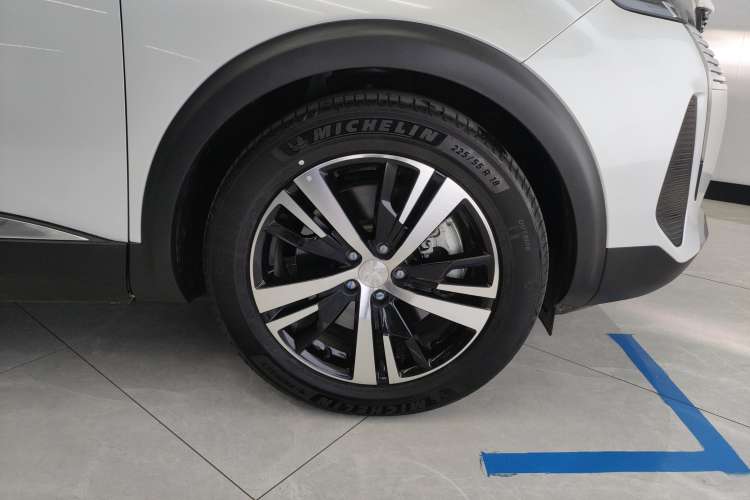 Used Peugeot 5008 2021 360THP 5-Seater Strength Edition Right Rear Wheel Hub