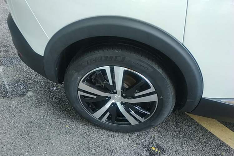 Used Peugeot 5008 2021 360THP 5-Seater Strength Edition Right Rear Wheel Hub