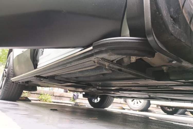 Used Peugeot 5008 2021 360THP 5-Seater Strength Edition Right Side Sill