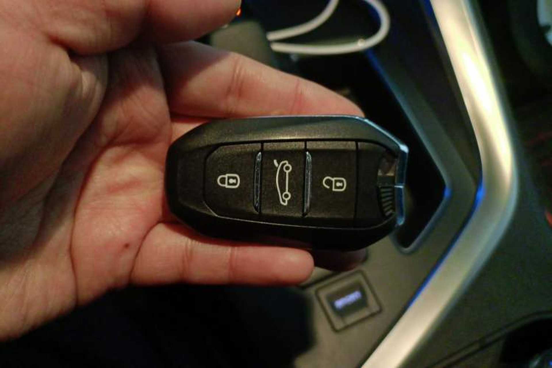 Used Peugeot 5008 2021 360THP 7-Seater Power Edition Vehicle Key