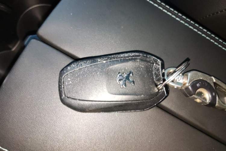 Used Peugeot 5008 2021 400THP 7-Seater Luxury Edition Vehicle Key