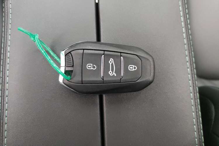 Used Peugeot 5008 2021 360THP 5-Seater Strength Edition Vehicle Key
