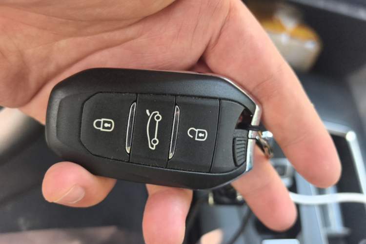 Used Peugeot 5008 2021 360THP 5-Seater Strength Edition Vehicle Key