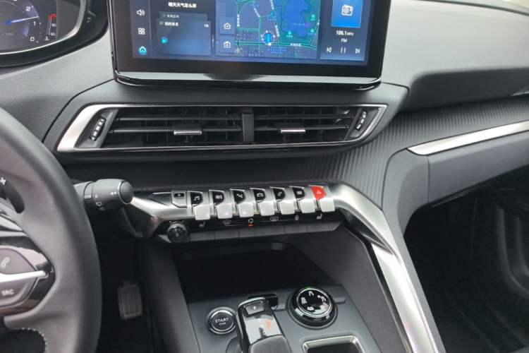 Used Peugeot 5008 2023 400THP Passionate Full-Seat Edition 7 Seats Audio And AC Panel
