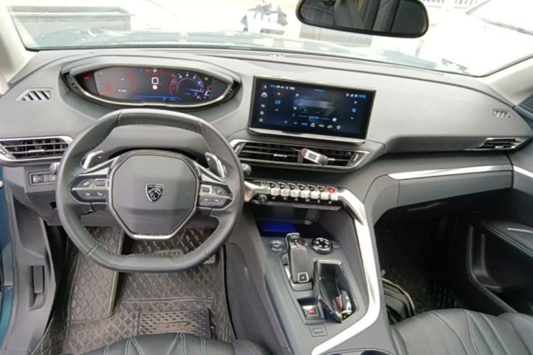 Used Peugeot 5008 2023 400THP Passionate Full-Seat Edition 7 Seats Center Console