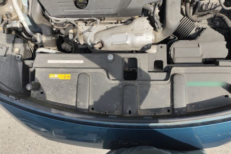 Used Peugeot 5008 2023 400THP Passion Edition 5-seater Engine Bay