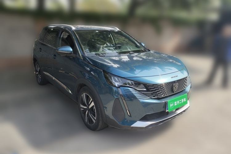 Used Peugeot 5008 2023 400THP Passion Edition 5-seater Front Right 45 Deg