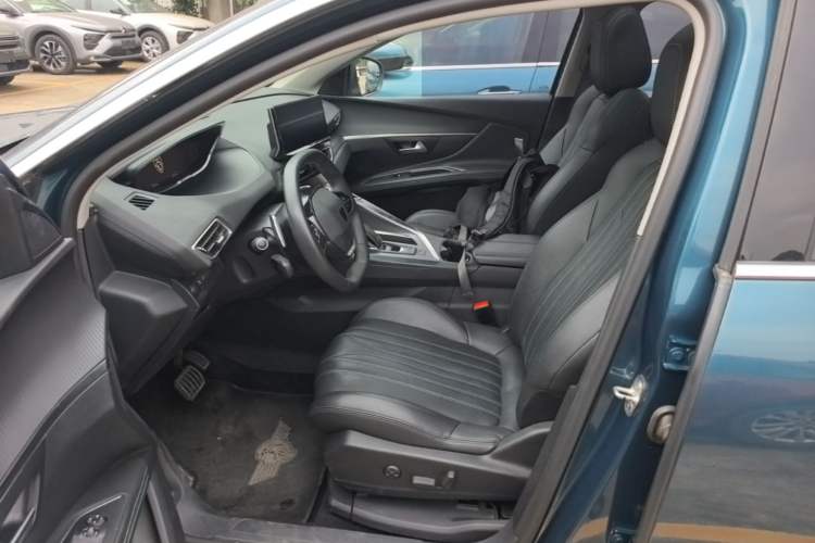 Used Peugeot 5008 2023 400THP Passionate Full-Seat Edition 7 Seats Left Front Seat