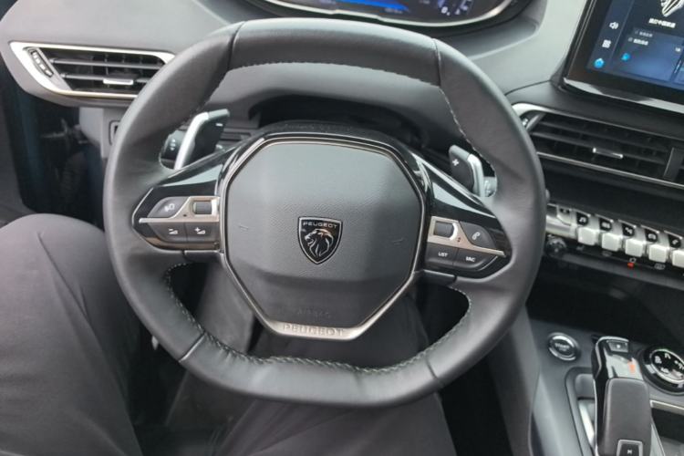 Used Peugeot 5008 2023 400THP Passionate Full-Seat Edition 7 Seats Steering Wheel