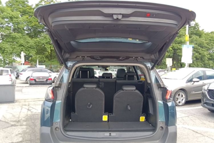 Used Peugeot 5008 2023 400THP Passionate Full-Seat Edition 7 Seats Trunk
