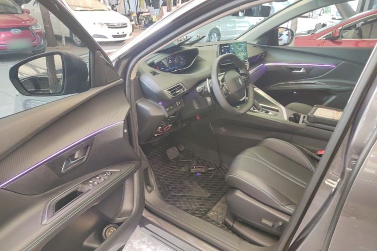 Used Peugeot 5008 2023 400THP True Love Edition 5-seater Driver Seat