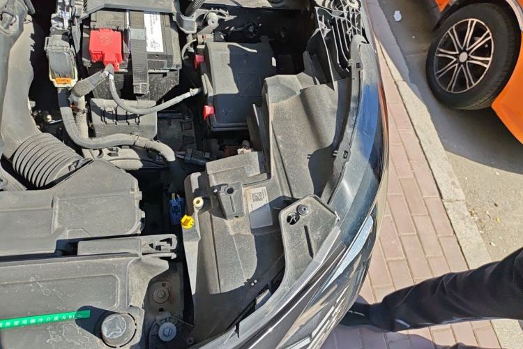 Used Peugeot 5008 2023 400THP True Love Edition 5-seater Engine Bay Left