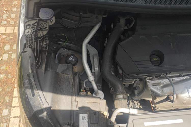 Used Peugeot 5008 2023 400THP Passionate Full-Seat Edition 7 Seats Engine Bay Right
