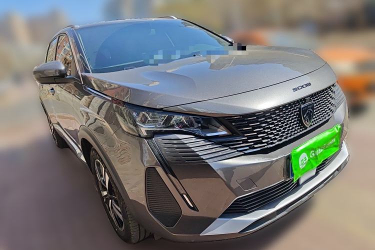 Used Peugeot 5008 2023 400THP True Love Edition 5-seater Front Right 45 Deg