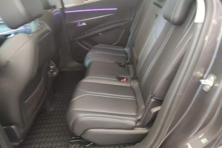 Used Peugeot 5008 2023 400THP True Love Edition 5-seater Left Rear Seat
