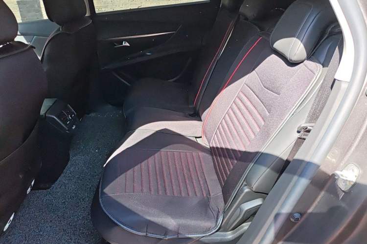 Used Peugeot 5008 2023 400THP True Love Edition 5-seater Left Rear Seat
