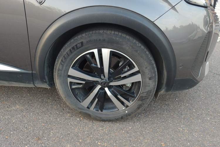 Used Peugeot 5008 2023 400THP Flagship Glory Edition 7-Seater Right Front Wheel Hub