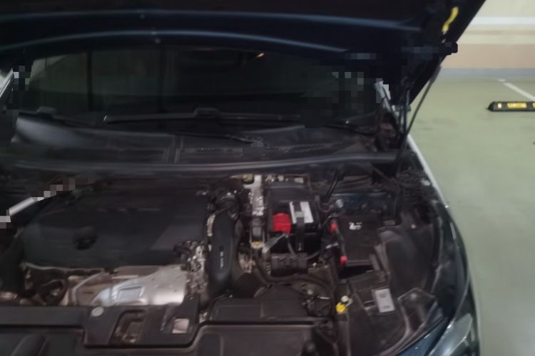Used Peugeot 5008 2023 400THP True Love Edition 5-seater Engine Bay Left