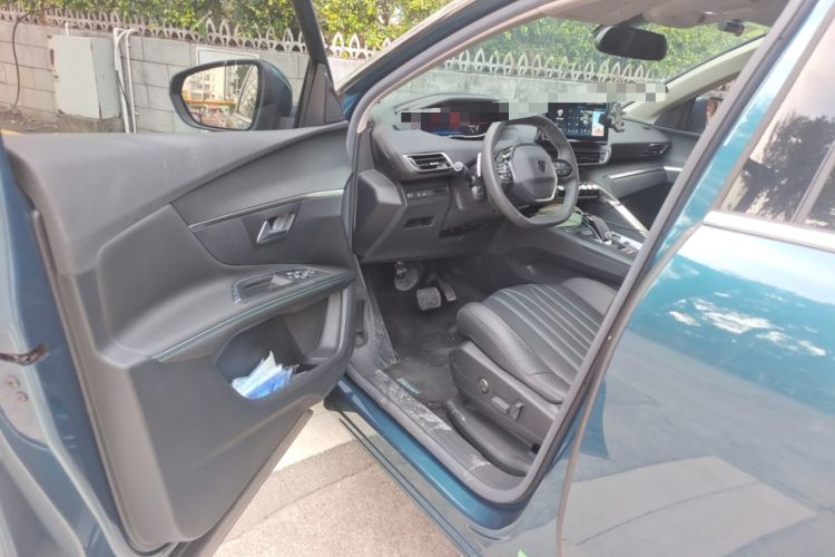 Used Peugeot 5008 2023 400THP Passionate Full-Seat Edition 7 Seats Driver Seat