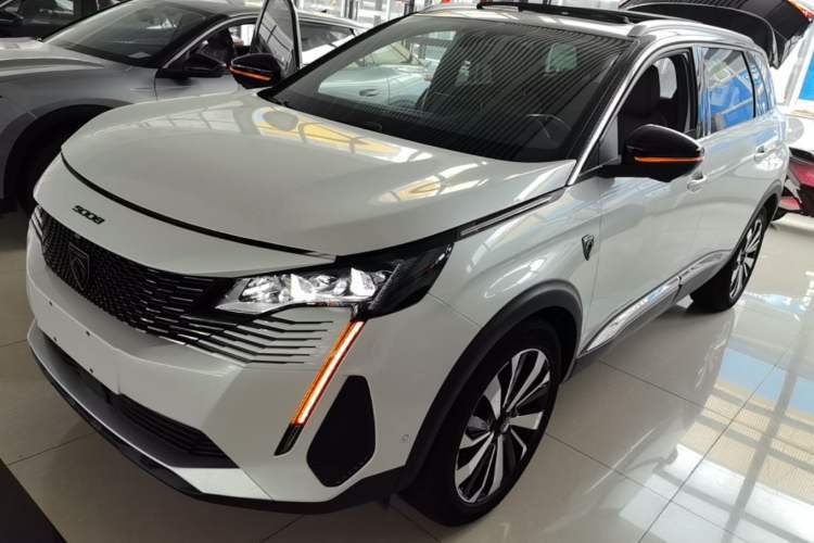 Used Peugeot 5008 2023 400THP Flagship Glory Edition 7-Seater Guazi used car, China used car export, Used car for sale, Used  cars, Cheapest cars for sale