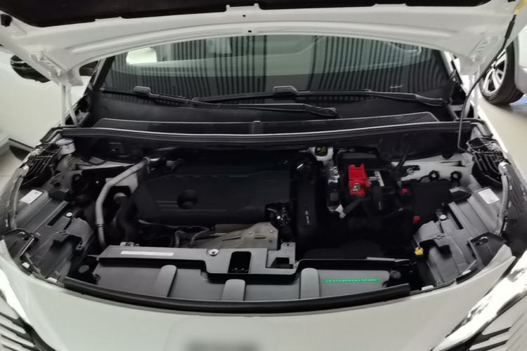 Used Peugeot 5008 2023 400THP Flagship Glory Edition 7-Seater Engine Bay