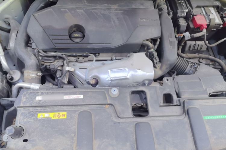 Used Peugeot 5008 2023 400THP True Love Edition 5-seater Engine Bay