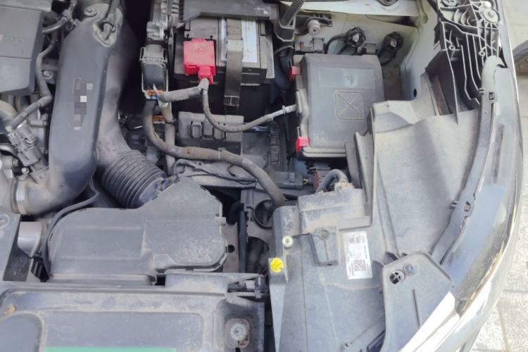 Used Peugeot 5008 2023 400THP True Love Edition 5-seater Engine Bay Left