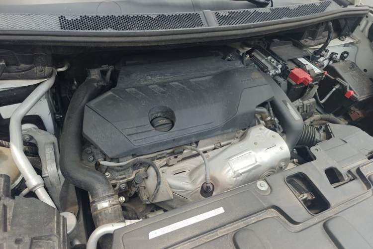 Used Peugeot 5008 2023 400THP Flagship Glory Edition 7-Seater Engine Bay Right
