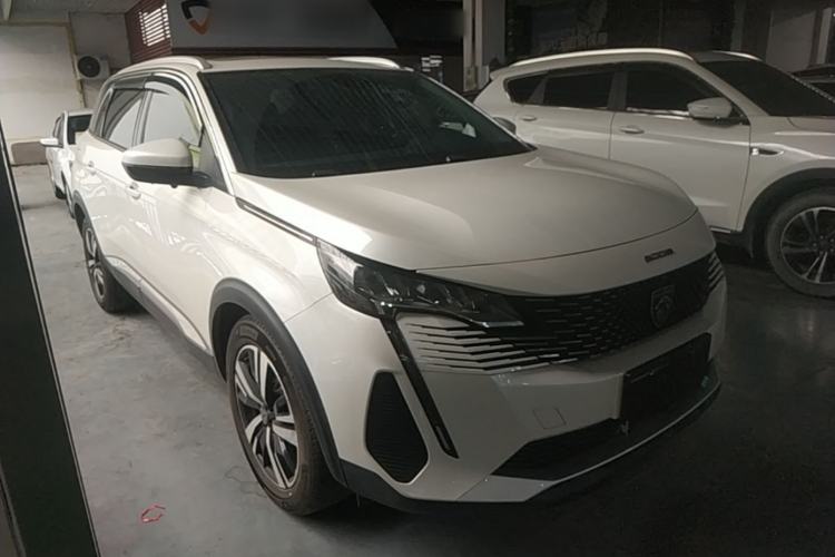 Used Peugeot 5008 2023 400THP True Love Edition 5-seater Front Right 45 Deg