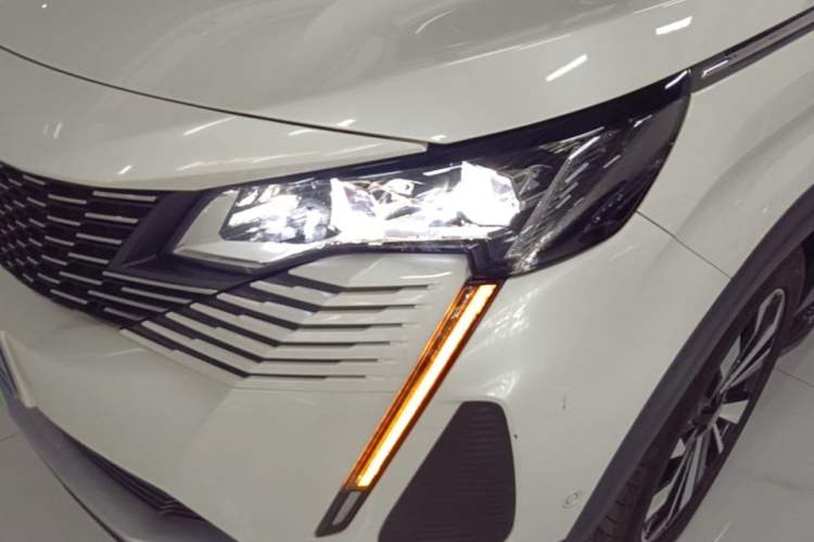 Used Peugeot 5008 2023 400THP Flagship Glory Edition 7-Seater Left Front Headlight