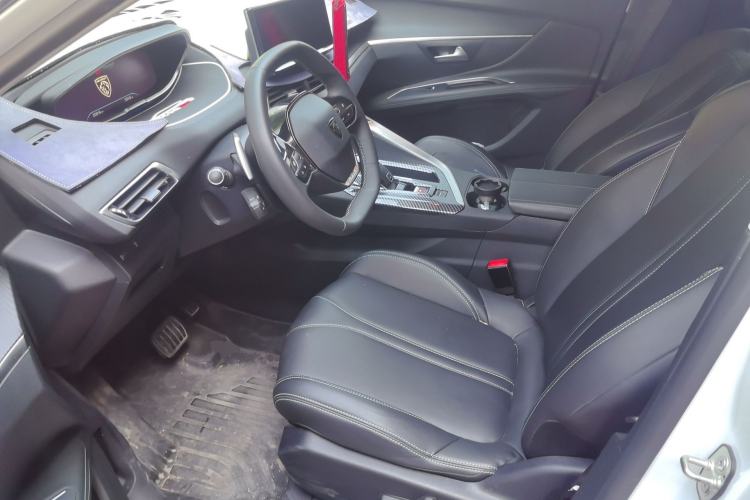 Used Peugeot 5008 2023 400THP True Love Edition 5-seater Left Front Seat