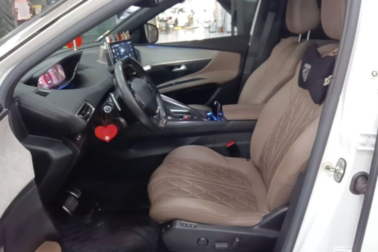 Used Peugeot 5008 2023 400THP Flagship Glory Edition 7-Seater Left Front Seat