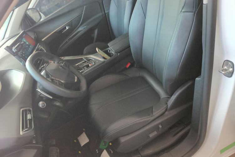 Used Peugeot 5008 2023 400THP True Love Edition 5-seater Left Front Seat
