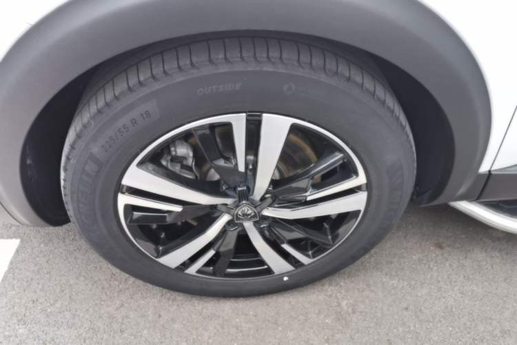 Used Peugeot 5008 2023 400THP True Love Edition 5-seater Left Front Wheel Hub