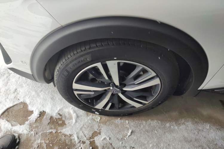 Used Peugeot 5008 2023 400THP Passionate Full-Seat Edition 7 Seats Left Front Wheel Hub
