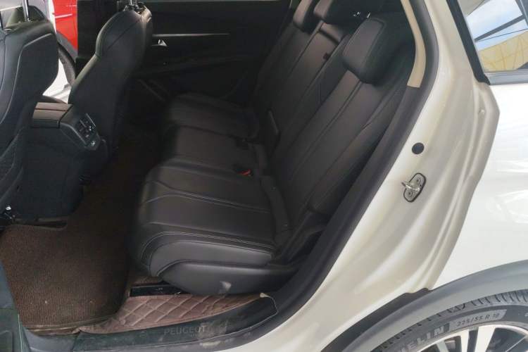 Used Peugeot 5008 2023 400THP True Love Edition 5-seater Left Rear Seat
