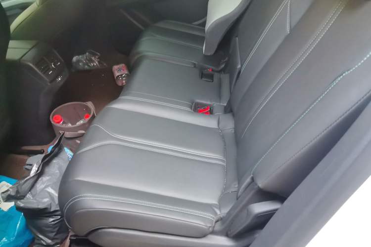 Used Peugeot 5008 2023 400THP True Love Edition 5-seater Left Rear Seat