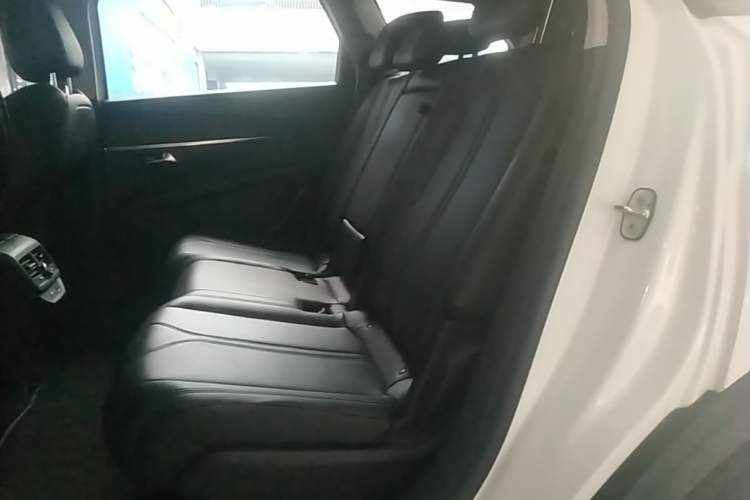 Used Peugeot 5008 2023 400THP True Love Edition 5-seater Left Rear Seat