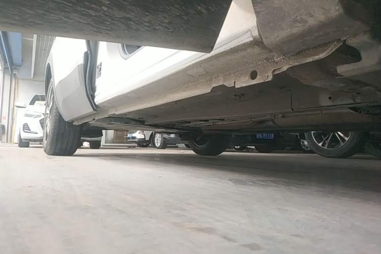 Used Peugeot 5008 2023 400THP True Love Edition 5-seater Right Side Sill