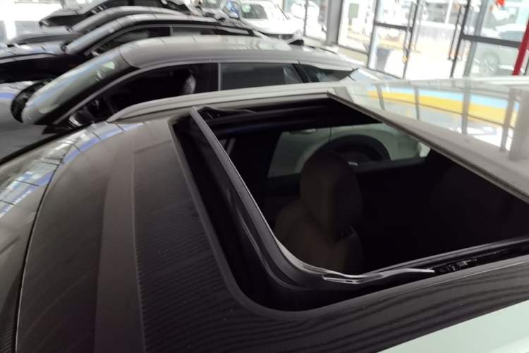 Used Peugeot 5008 2023 400THP Flagship Glory Edition 7-Seater Roof